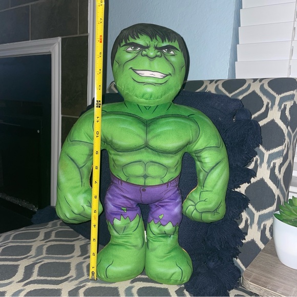 Marvel Halfems double sided plush avengers incredible hulk and Thanos 18" pillow - Picture 9 of 10